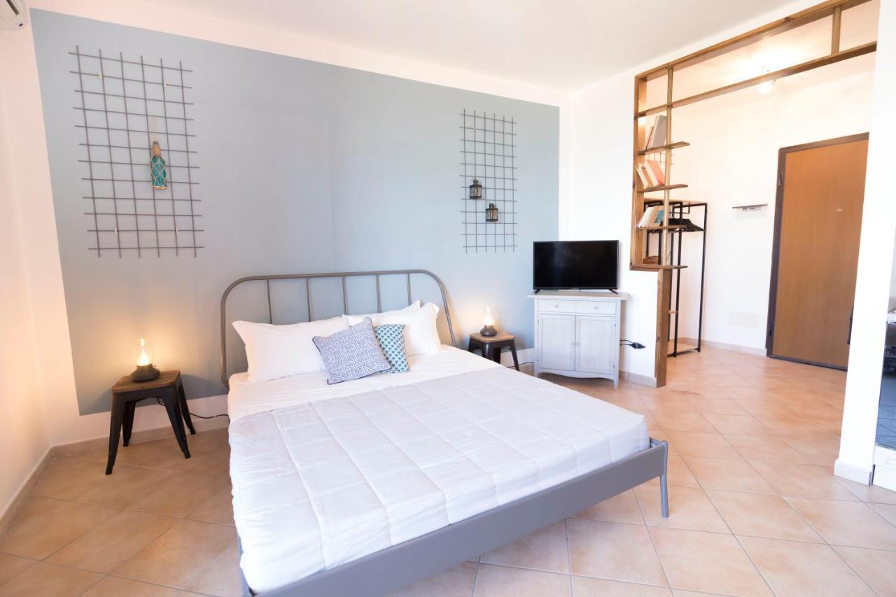 Homey Experience - Navy Sea View Apartments Olbia Exterior photo